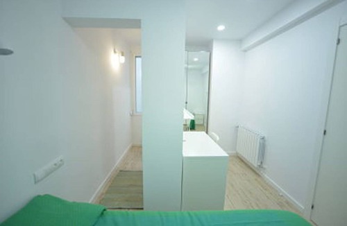 Sants-Badal Resort | 150 m² Private room ∙ 1 bedroom ∙ 1 guest
