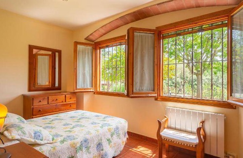 Gualba House | 158 m² House ∙ 5 bedrooms ∙ 8 guests