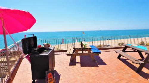 Masnou Apartment | 160 m² Apartment ∙ 5 bedrooms ∙ 12 guests