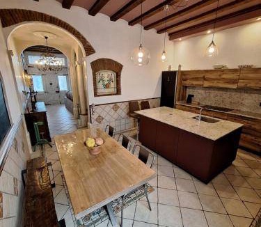 Masnou Apartment | 170 m² Apartment ∙ 3 bedrooms ∙ 10 guests