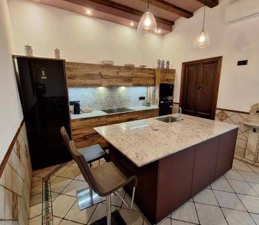Masnou Apartment | 170 m² Apartment ∙ 3 bedrooms ∙ 10 guests