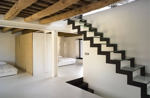 Seva House | 18th century designer villa with garden, small pool and views of the countryside