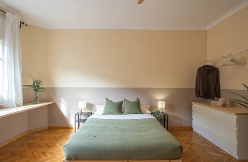 Sant Gervasi – la Bonanova Resort | 196 m² Private room ∙ 1 bedroom ∙ 1 guest