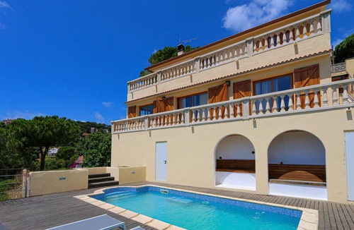Can Palau House | 190 m² House ∙ 4 bedrooms ∙ 8 guests