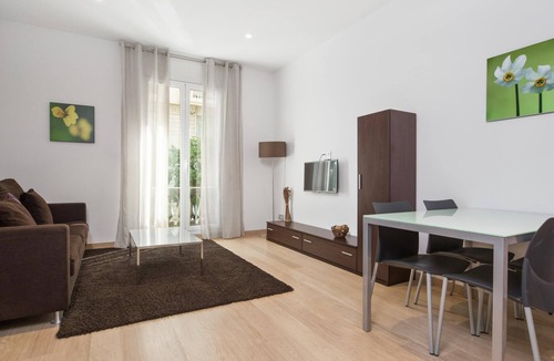 Dreta de l'Eixample Apartment | 2 bedroom apartment for 3 people