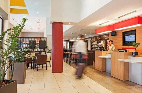 Mollet del Valles Hotel | 20 m² Hotel ∙ 127 guests
