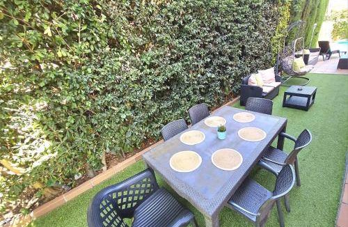 Sant Vicenc de Montalt House | 200 m² House ∙ 6 bedrooms ∙ 16 guests