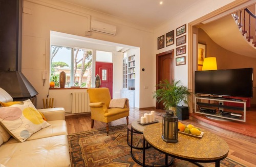 Castelldefels Villa | 200 m² Villa ∙ 3 bedrooms ∙ 6 guests
