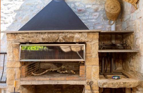 Rocafort Villa | 21 Sleeps Private Pool Villa & BBQ Near Barcelona