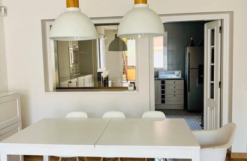 Sant Cugat del Valles House | 210 m² House ∙ 5 bedrooms ∙ 6 guests