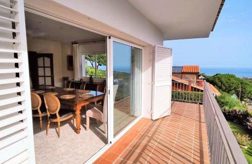 Mataro Villa | 229 m² Villa ∙ 5 bedrooms ∙ 12 guests