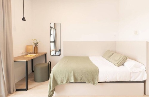 Sabadell Other | 23 m² Accommodation ∙ 1 guest