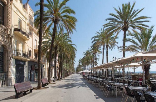 Badalona Bed & Breakfast | 25 m² Bed and breakfast ∙ 8 guests