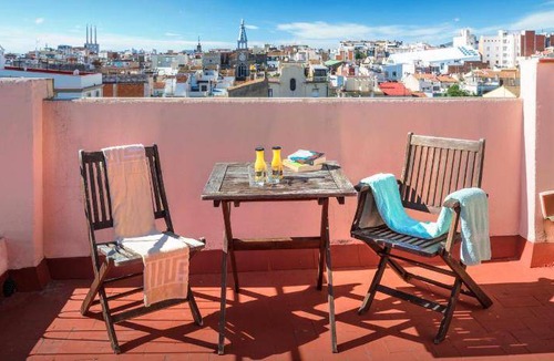 Badalona Bed & Breakfast | 25 m² Bed and breakfast ∙ 8 guests