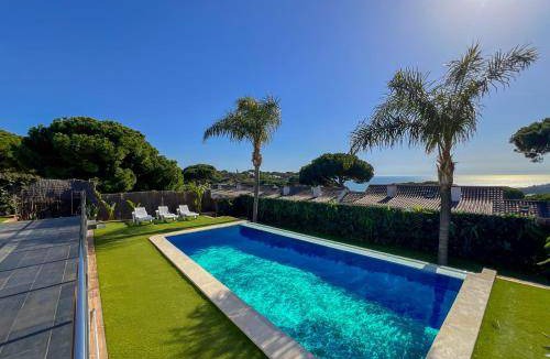 Caldes d'Estrac Villa | 250 m² Villa ∙ 4 bedrooms ∙ 8 guests