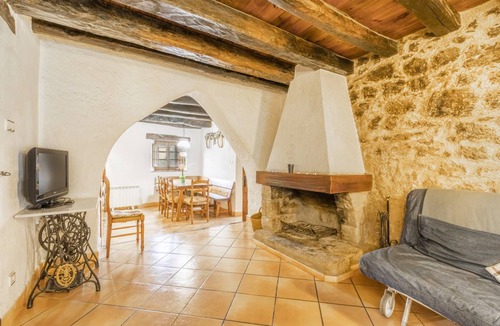 Casserres House | 264 m² House ∙ 3 bedrooms ∙ 9 guests
