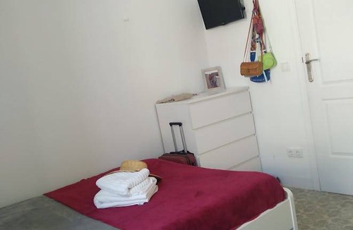 El Prat de Llobregat Resort | 290 m² Private room ∙ 1 bedroom ∙ 1 guest