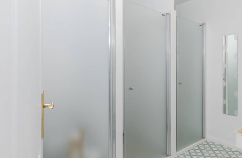 El Prat de Llobregat Resort | 290 m² Private room ∙ 1 bedroom ∙ 1 guest