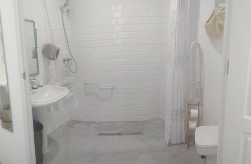 El Prat de Llobregat Resort | 290 m² Private room ∙ 1 bedroom ∙ 1 guest