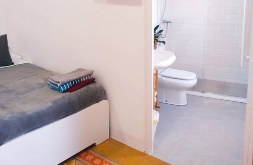El Prat de Llobregat Resort | 290 m² Private room ∙ 1 bedroom ∙ 1 guest