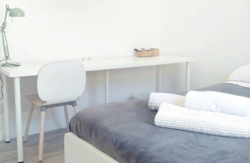 El Prat de Llobregat Resort | 290 m² Private room ∙ 1 bedroom ∙ 1 guest