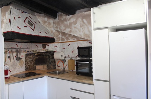 Monistrol de Montserrat House | 3-Story Gaudi Building with Montserrat Stone