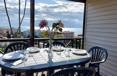 Arenys de Mar Resort | 30 m² Resort ∙ 2 bedrooms ∙ 5 guests