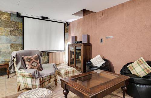 Sant Pere de Vilamajor Villa | 300 m² Villa ∙ 4 bedrooms ∙ 12 guests