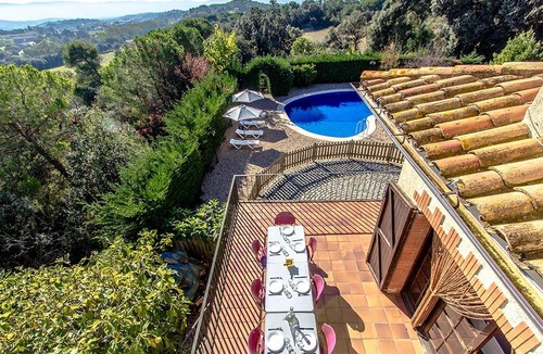 Sant Pere de Vilamajor Villa | 300 m² Villa ∙ 8 bedrooms ∙ 24 guests