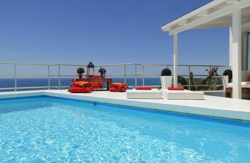 Sitges Villa | 300 m² Villa ∙ 4 bedrooms ∙ 8 guests