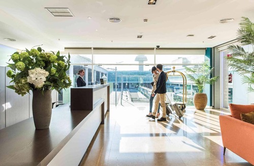 El Prat de Llobregat Hotel | 31 m² Hotel ∙ 127 guests