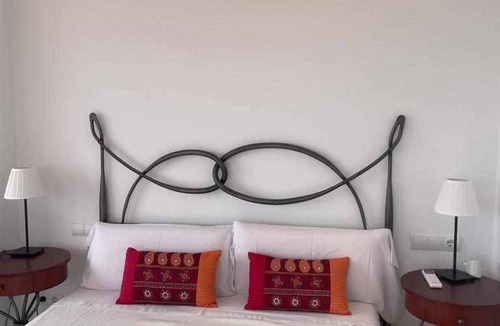 Sant Pol De Mar House | 329 m² House ∙ 5 bedrooms ∙ 10 guests