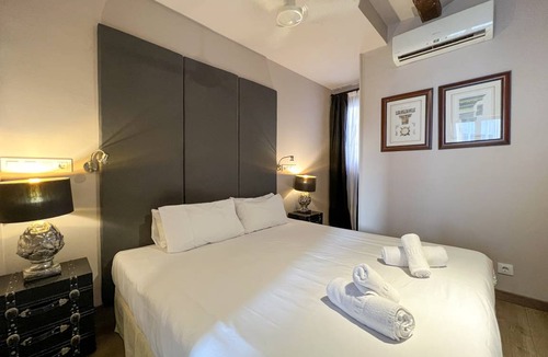 El Raval Apartment | 40 m² Apartment ∙ 1 bedroom ∙ 2 guests