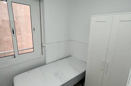 Sant Gervasi Resort | 400 m² Private room ∙ 1 bedroom ∙ 1 guest