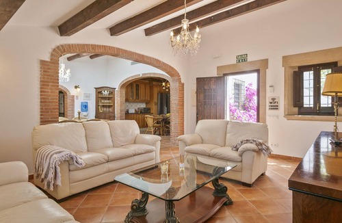 Tordera Villa | 492 m² Villa ∙ 12 bedrooms ∙ 28 guests