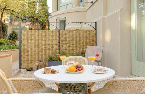 Sant Gervasi – la Bonanova Hotel | 50 m² Hotel ∙ 127 guests