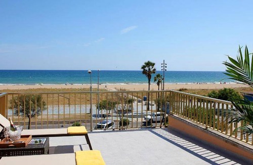 Castelldefels Apartment | 50 m² Serviced apartment ∙ 2 guests