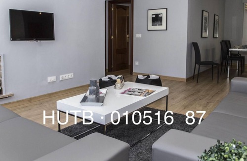 La Maternitat i Sant Ramon Apartment | 53. Futbol B31 Apartment