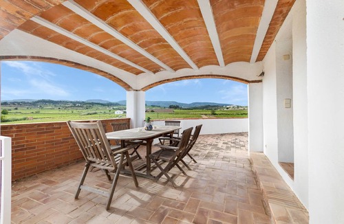 San Martin Sarroca House | 535 m² Finca ∙ 6 bedrooms ∙ 14 guests