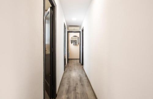 El Camp de l'Arpa del Clot Apartment | 53IND1121 - Apartment near Sagrada Familia
