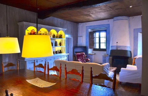 Castelltercol Apartment | 60 m² Apartment ∙ 5 bedrooms ∙ 10 guests