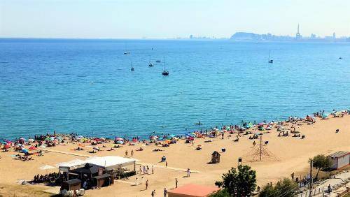 Masnou Apartment | 60 m² Apartment ∙ 3 bedrooms ∙ 5 guests