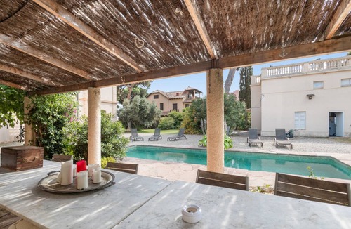 Sant Vicenc de Montalt House | 600 m² Finca ∙ 10 bedrooms ∙ 21 guests