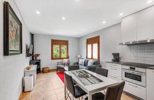 Sant Quirze Safaja Apartment | 65 m² Apartment ∙ 2 bedrooms ∙ 4 guests
