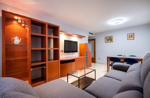 Cornella de Llobregat Apartment | 70 m² Apartment ∙ 2 bedrooms ∙ 4 guests