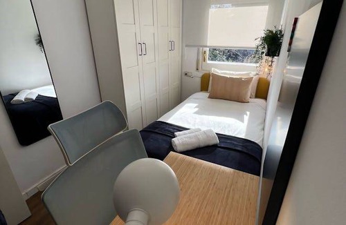 Sant Cugat del Valles Resort | 70 m² Private room ∙ 1 bedroom ∙ 1 guest