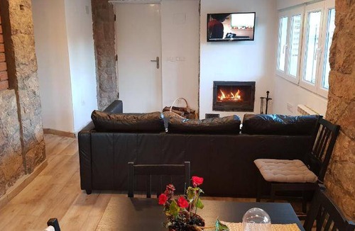 Castellbell I El Vilar Apartment | 75 m² Apartment ∙ 2 bedrooms ∙ 6 guests