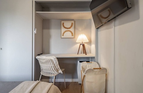 Poblenou Resort | 75 m² Private room ∙ 1 bedroom ∙ 1 guest