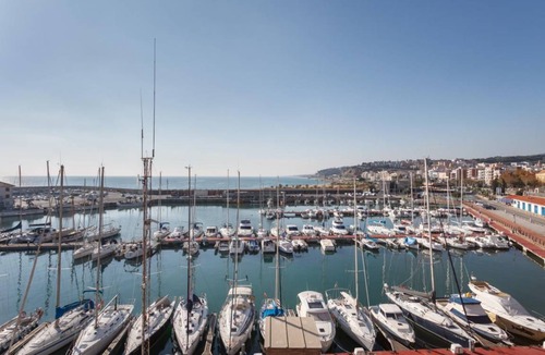 Arenys de Mar Apartment | 80 m² Apartment ∙ 4 bedrooms ∙ 7 guests