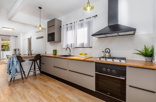 El Poble-sec Apartment | 80 m² Apartment ∙ 3 bedrooms ∙ 7 guests